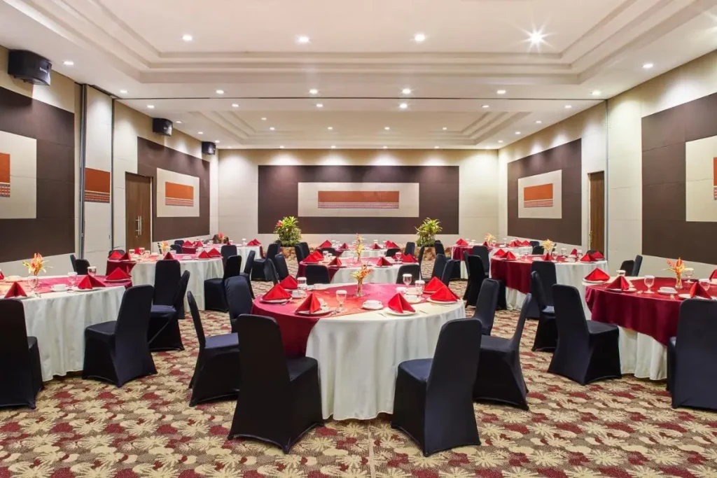 Ballroom Jambuluwuk Puncak Bogor untuk meeting dan gathering perusahaan